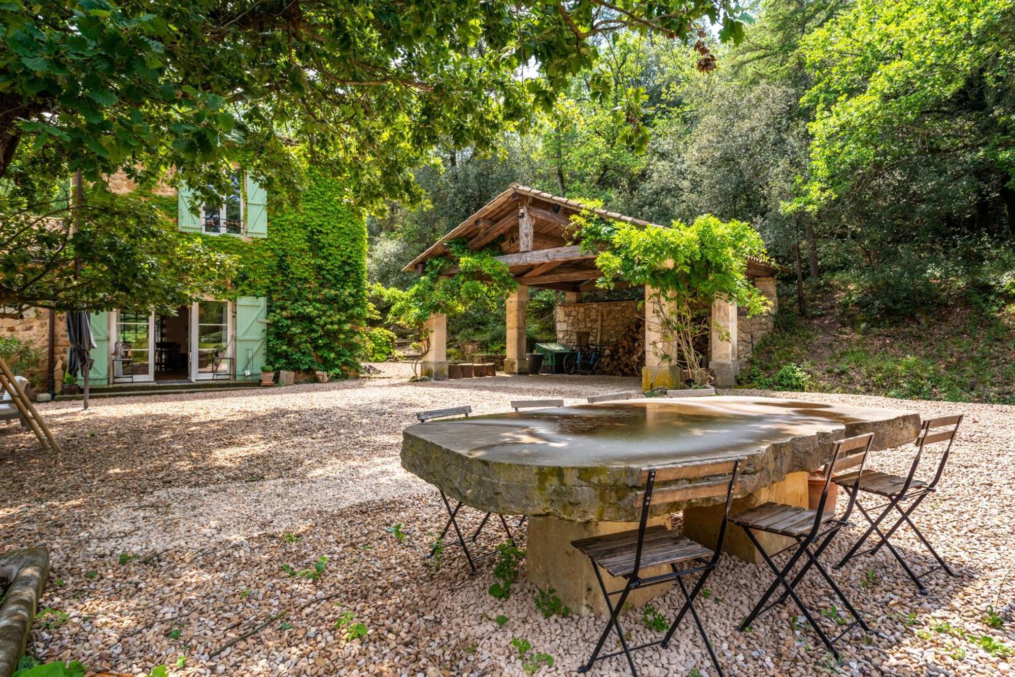 Le Moulin Haut Gites Villeneuvette Ngoại thất bức ảnh